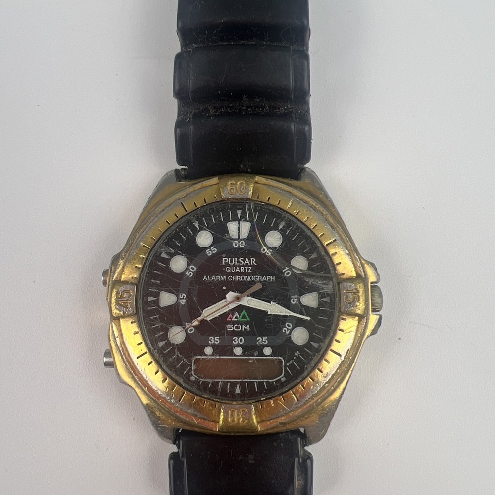 PULSAR Men's Alarm Chronograph Watch. Digital Analog 50m V041-9020 Untested